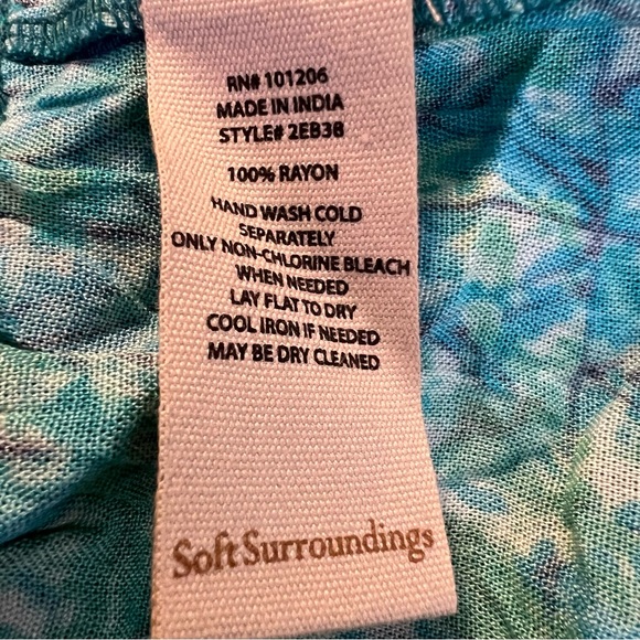 Soft Surroundings Marianna Geo Batik
Chalis Tiered Midi Dress. Size Medium. - Picture 11 of 12